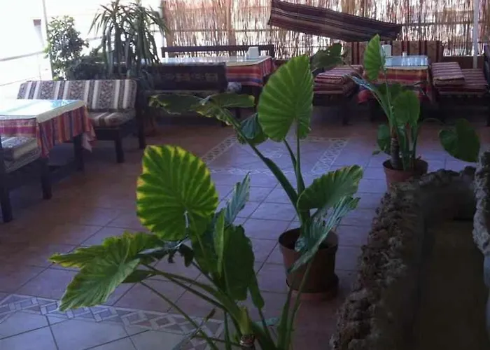 Denizhan Hotel